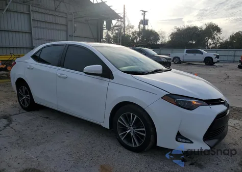 2018 Toyota Corolla L z USA, uszkodzony, nr VIN 2T1BURHE9JC018778